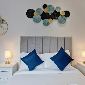 imperial-liverpool-street-apartments.cambridgehotelsuk.com/